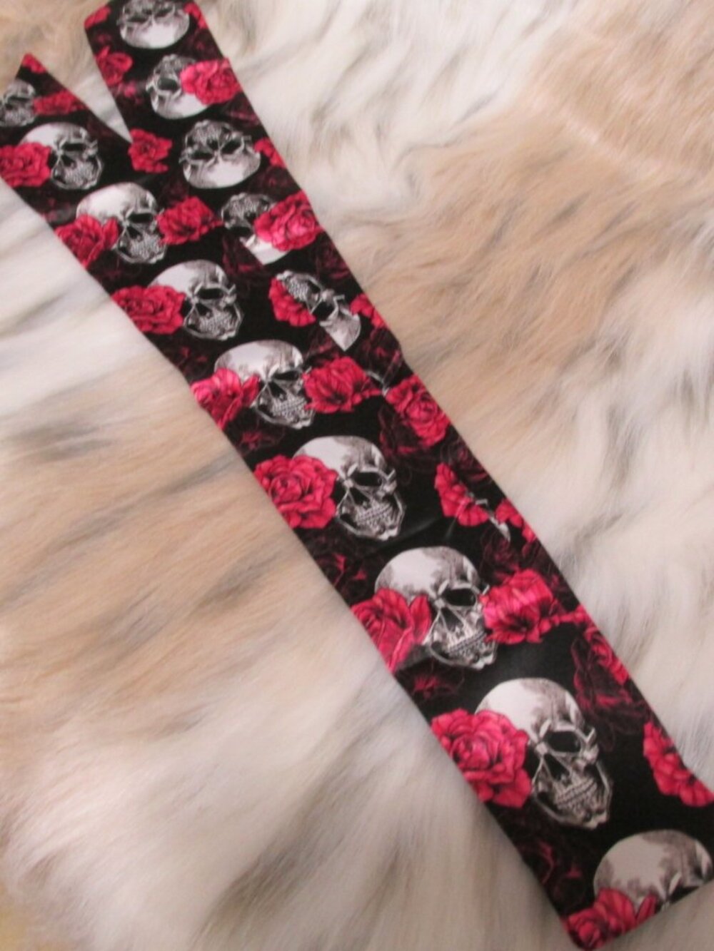 HW107-New Halloween Twilly Pink Flowers and Skulls